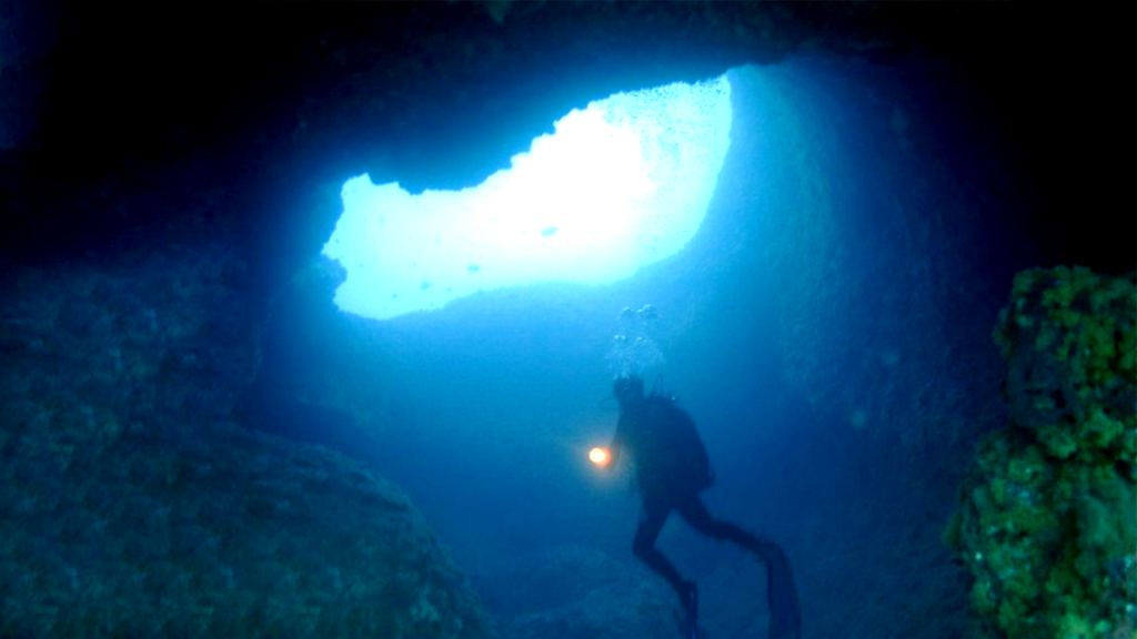 grotta sommersa